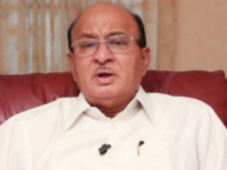 బాబు, లోకేష్ జేబులో ఉన్నారా?: ఎమ్మెల్సీ ఆదిరెడ్డిపై గోరంట్ల విసుర్లు