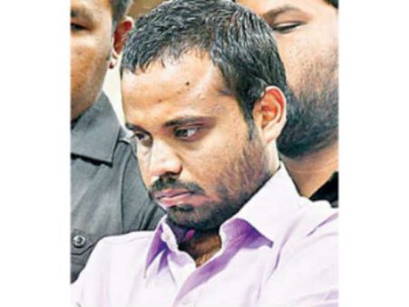 వీడు మామూలోడు కాదు: ఫార్మా కాంట్రాక్టుల పేరుతో ముంచేశాడు.. ఇలా వెలుగులోకి!