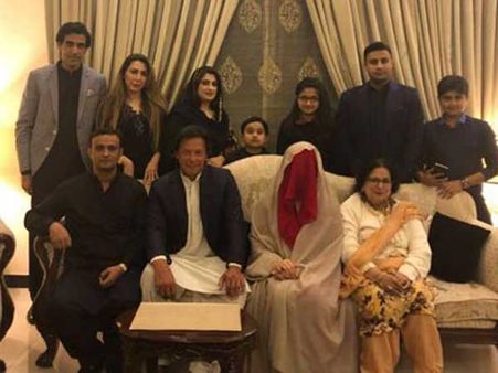 ముచ్చటగా మూడో పెళ్లి చేసుకున్న ఇమ్రాన్ ఖాన్: వధువు ఎవరంటే.?