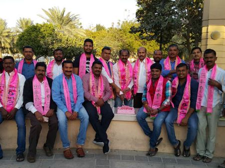 బహరేన్‌లో కేసీఆర్ జన్మదిన వేడుకలు