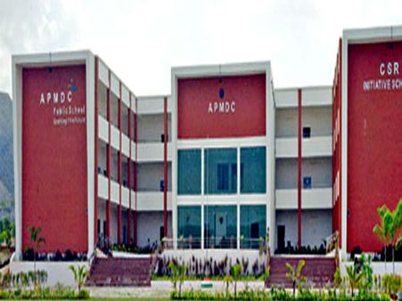 కార్పొరేట్ స్కూళ్లకే...సవాలు విసురుతున్న ఓ పల్లెటూరి బడి..ప్రభుత్వ సంస్థ గొప్పతనం