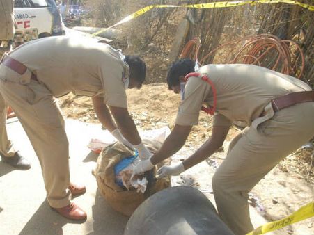 20రోజులుగా మార్చురీలోనే గర్భిణీ మృతదేహం: కంటతడి పెట్టిస్తున్న ఆ చిన్నోడి మాటలు..