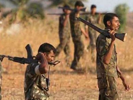 తప్పించుకున్న నక్సల్స్ కోసం పోలీసుల వేట;ఏవోబీ ముట్టడి:అంతా టెన్షన్...టెన్షన్