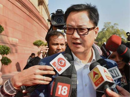 మోడీ కామెంట్: రేణుకా చౌదరిపై శూర్పణఖ వీడియోను పోస్టు చేసిన రిజిజు