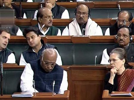 అనూహ్యం: టీడీపీ ఎంపీలతో సోనియా భేటీ! కీలక చర్చ, స్పీకర్ వార్నింగ్