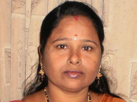 తప్పుడు ధృవపత్రం కేసులో...కోవూరు సర్పంచ్‌ ఉమ అరెస్ట్‌,రిమాండ్