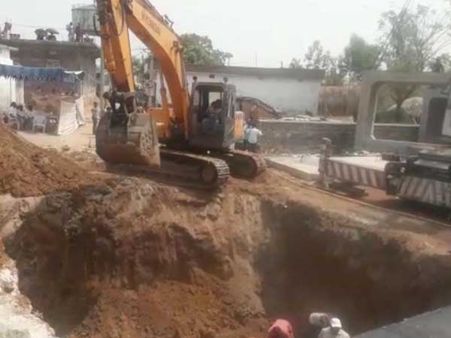 స్కూల్ బస్సు ప్రమాదం ఎఫెక్ట్: రికార్డు టైమ్‌లో బ్రిడ్జీ నిర్మాణం