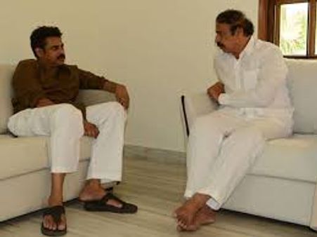 టార్గెట్ 2019: ఆ పార్టీలతోనే పవన్, కొత్త రాజకీయ ఫ్రంట్