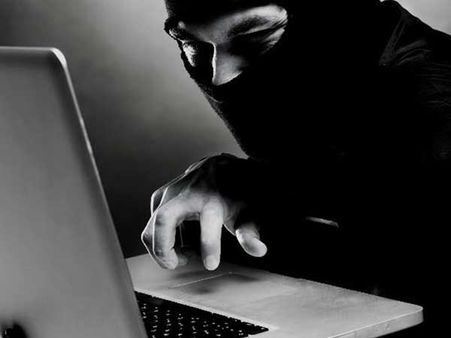 షాక్: ఇస్రో కంప్యూటర్ హ్యక్, ఏమైందంటే?