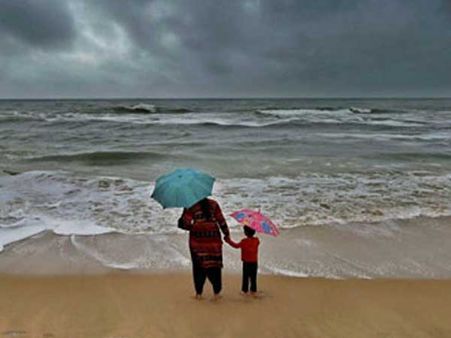 అరేబియా సముద్రంలో వాయుగుండం.. రెండు రోజులు భారీ వర్షాలు!