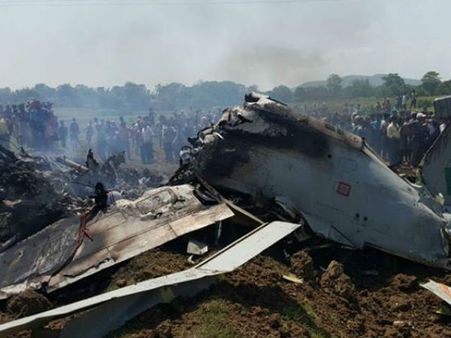 ఒడిశాలో కుప్పకూలిన వైమానిక దళ విమానం