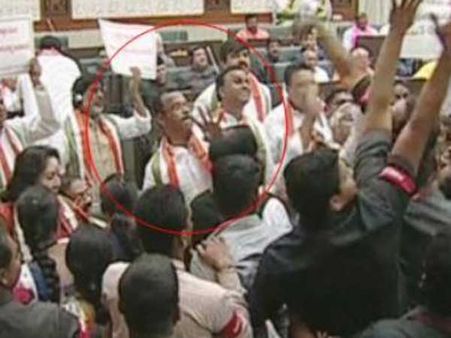 ‘గవర్నర్‌ను టార్గెట్ చేస్తే ఛైర్మన్‌కు గాయం’: దాడి చేసిన వారి సభ్యత్వం రద్దు?