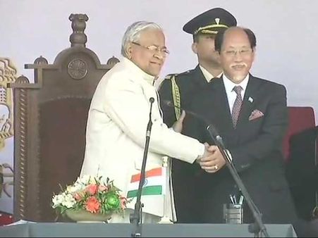 నాగాలాండ్ సీఎంగా రియో ప్రమాణం, తొలిసారి వెరైటీగా...!