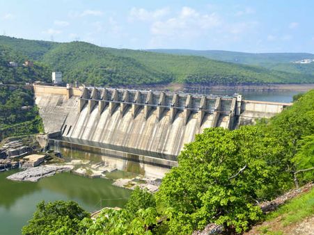 రాయలసీమ డ్యాముల్లో పడిపోతున్ననీటిమట్టాలు...రైతుల్లో ఆందోళన