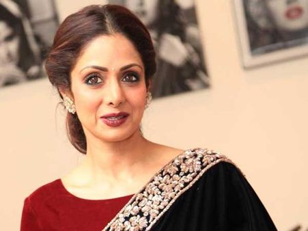 శ్రీదేవి కేసులో కొత్త ప్రశ్నలు: 'అది విచిత్రం, దుబాయ్ పోలీసుల్ని ఎలా నమ్మాలి'