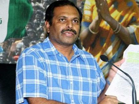 ప్రత్యేక హోదా అందుకే రావడం లేదు: బాబుపై శ్రీకాంత్ రెడ్డి, బడ్జెట్‌పై విమర్శలు