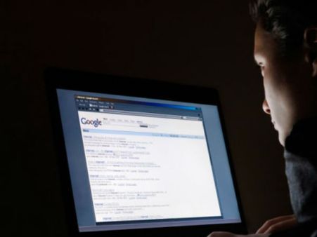 'వెబ్ క్యామ్'.. వెరీ డేంజర్?: పడకగది దృశ్యాలు నెట్టింట్లో, మీ ప్రమేయం లేకుండానే..