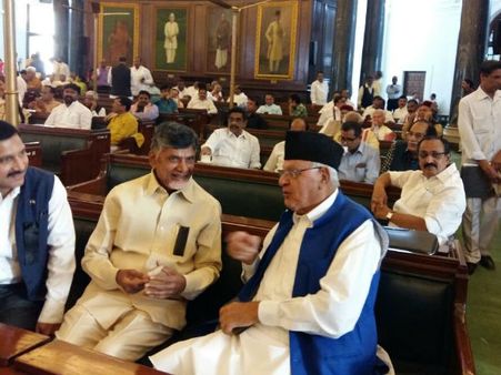 దక్షిణ భారతీయులం: అన్నాడీఎంకే నేతతో బాబు, కాంగ్రెస్ సహా జాతీయ పార్టీ నేతలతో భేటీలు