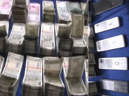 అనంతపురంలో క్రికెట్ బెట్టింగ్ ముఠా అరెస్టు,రూ.21 లక్షలు స్వాధీనం