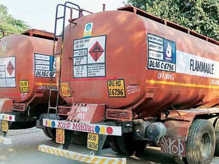 ఎపిలో డీజిల్‌ స్మగ్లింగ్...గుట్టురట్టు చేసిన డిఆర్ఐ:రూ.2 కోట్ల ఇంధనం స్వాధీనం