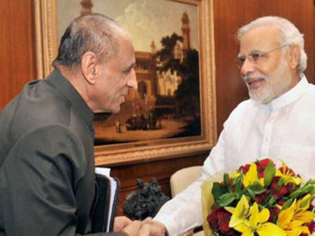 ఢిల్లీ ప్రయాణంలో గవర్నర్‌ నరసింహన్;జిల్లాల బాటలో లోకేష్:ఎందుకంటే?....