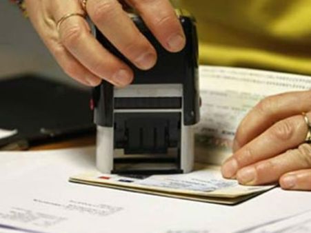 హెచ్1బీ వీసాలు: అన్నీ తగ్గినా టెక్ మహీంద్రా ముందంజ