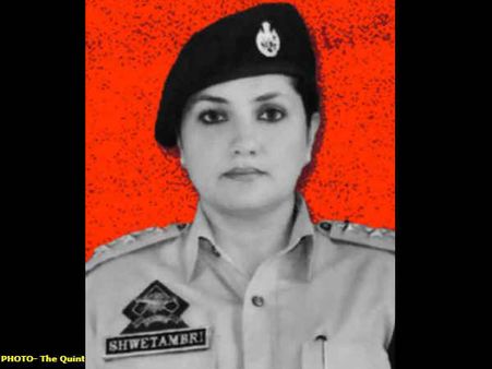 నా యూనిఫామే నా మతం, అమ్మవారి ఆశీస్సులతోనే: 'కథువా' కేసు దర్యాఫ్తు అధికారి శ్వేతాంభరి