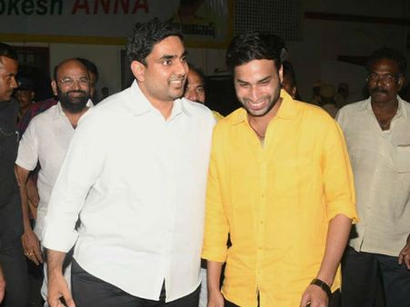 నేను ఒక్కడినే: దేవినేని అవినాశ్‌కు లోకేష్ హామీ, 'టచ్‌లో 10మంది వైసీపీ ఎమ్మెల్యేలు'