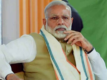 నాశనం, ముగ్గురు మోడీలు దోచుకుంటున్నారు: ప్రధానిపై టీడీపీ నేత సంచలన వ్యాఖ్యలు