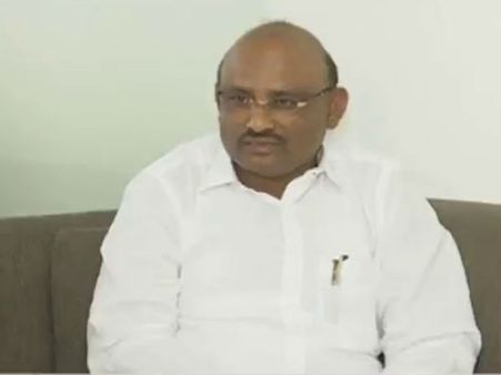 'పుట్టా' నియామక వివాదం: శివస్వామికి మద్దతుగా మరో ఇద్దరు పీఠాధిపతులు