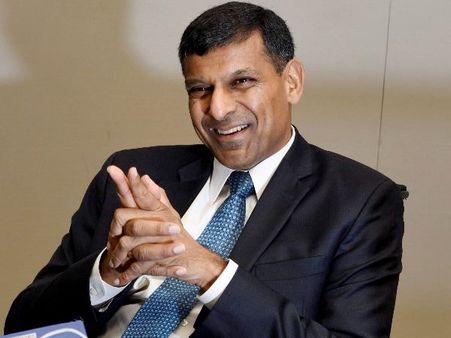 బ్యాంకు ఆఫ్ ఇంగ్లాండ్: రఘురామ్ రాజన్ వైపు చూపు, ఒకే చెప్పేనా?