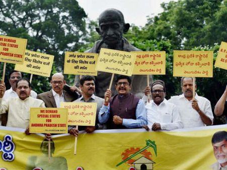 టీడీపీ ఎంపీలు రాజీనామా చేయాలని అన్నాహజారే టీం సభ్యుడి డిమాండ్!