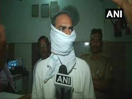 ఉన్నావ్ రేప్: ఎమ్మెల్యే అనుచరుల బెదిరింపు, ఇద్దరు అదృశ్యం: బాధితురాలి బాబాయి