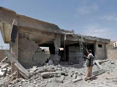 పెళ్లి వేడుకపై వైమానిక దాడి: మహిళలు, పిల్లలు సహా 20మంది మృతి