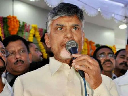 'క్రైమ్స్' సవాల్ విసురుతున్నాయి.. వాటిని బ్లాక్ చేయండి: చంద్రబాబు