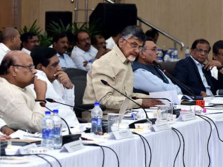 ఆ కిక్ దేనిలోనూ రాదు...దేశంలో సక్సెస్ ఫుల్ టీమ్ మనదే:చంద్రబాబు