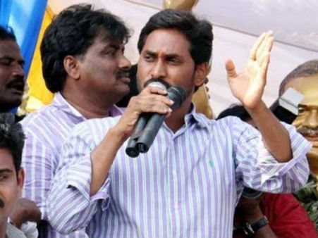 చంద్రబాబు తుప్పు...చినబాబు పప్పు:ప్రసంగం స్టైల్ మార్చిన జగన్