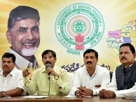 అమిత్ షా ఎందుకు భుజాలు తడుముకుంటున్నాడు... ఖండిస్తున్నాం:టిడిపి నేత జూపూడి