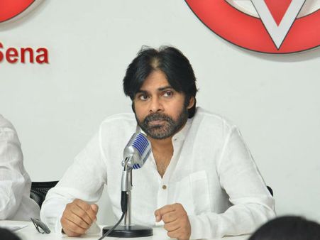 టార్గెట్ 2019: ఆవనిగడ్డ నుండి పవన్ పోటీ, ఎందుకో తెలుసా?