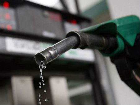 మళ్లీ పెరిగిన పెట్రోల్, డీజిల్ ధరలు: వరుసగా 15వ రోజు, జీఎస్టీ పరిధిలోకి తీసుకొస్తే?..