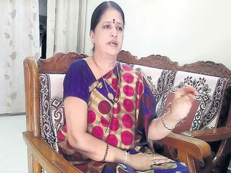 కడుపు మండి చెబుతున్నా.. అది బాబు ప్రోద్బలమే!: ప్రత్యూష కేసుపై ఆమె తల్లి