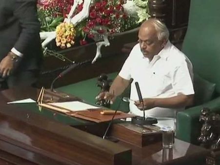 కర్ణాటక స్పీకర్‌గా రెండోసారి, ఎవరీ రమేష్?