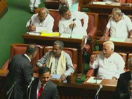 అసెంబ్లీలో బీజేపీ ఎమ్మెల్యేలతో మాట్లాడకండి, అలా చేయొద్దు: జేడీఎస్-కాంగ్రెస్ ఆదేశాలు