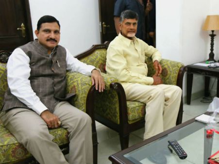 బీజేపీలోకి సుజనా చౌదరి వెళ్తారని ప్రచారం, తిరుపతి సభలో ఇలా..: అసలేం జరిగింది!?