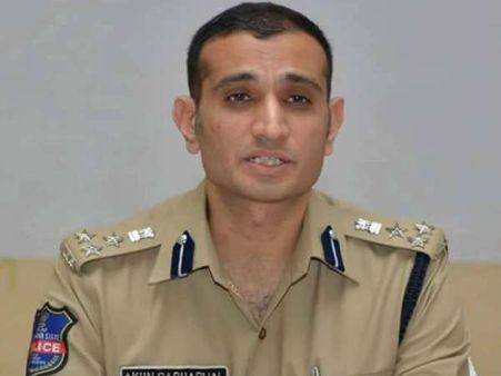 ఇక దోపిడికి చెల్లు?,థియేటర్లలో ధరలపై ఉపేక్షించకండి, ఒక్క ఫోన్ కాల్.. : అకున్ సబర్వాల్