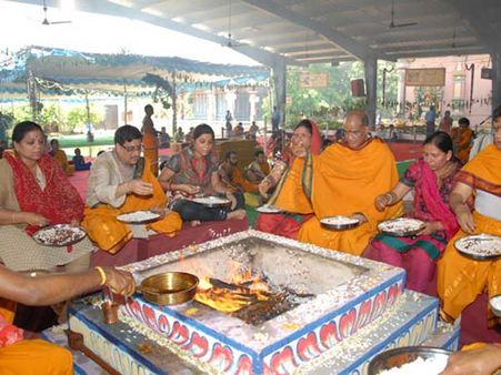 చండీ యాగం అంటే ఏమిటి?: ఎలాంటి ఫలితాలు పొందుతారంటే?