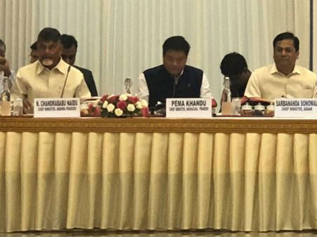 నీతి అయోగ్ భేటీ ప్రారంభం: ఏపీ సమస్యలపై 20 ని.లు మాట్లాడిన చంద్రబాబు