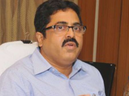 లంచాలకు స్పోర్ట్స్ కోటాలో మెడికల్ సీట్లు: శాట్ డిప్యూటీ డైరెక్టర్ అరెస్ట్