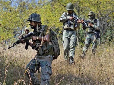 చొరబాటుకు యత్నం: ఆరుగురు ఉగ్రవాదుల కాల్చివేత