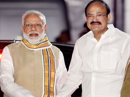 17 నెలలు జైల్లో ఉన్నా: వెంకయ్య నాయుడు, ఎమర్జెన్సీ టైంలో ప్రధాని మోడీ ఏం చేశారంటే?